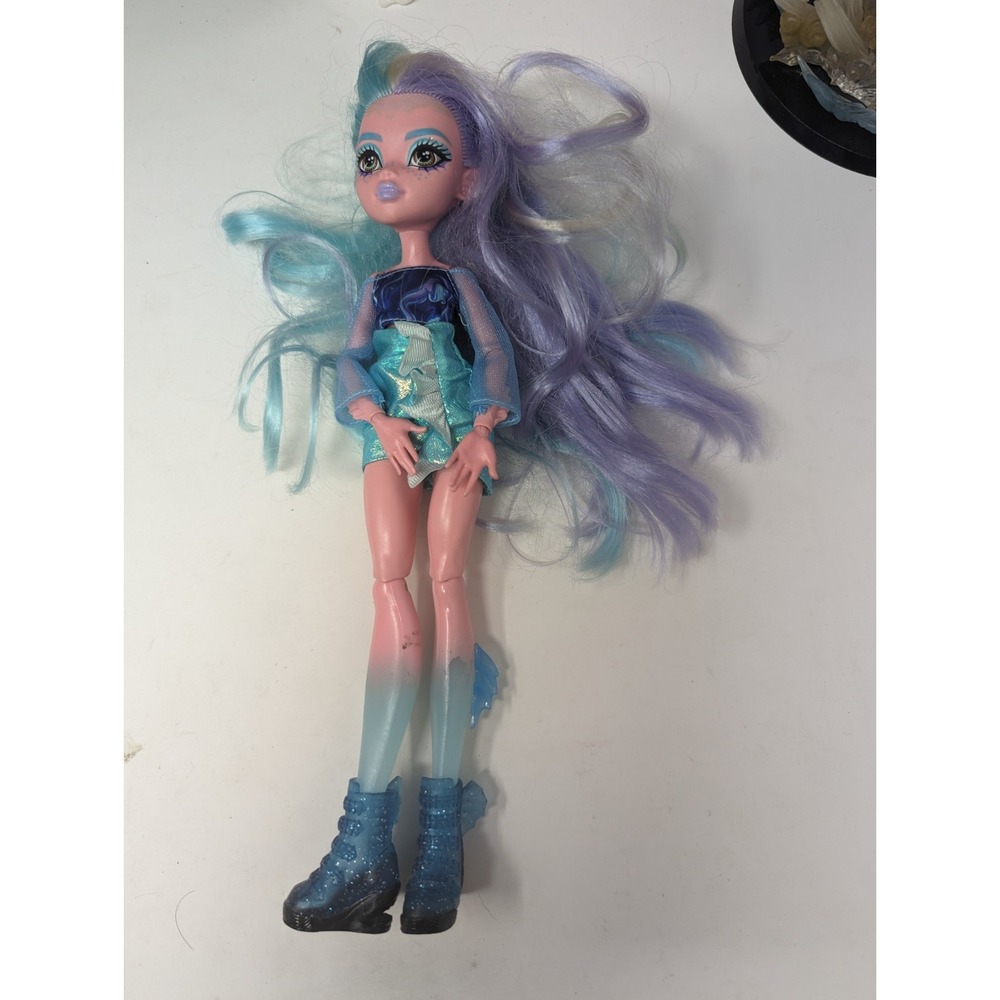 Monster High G2‎ Lagoona Blue Fearidescent